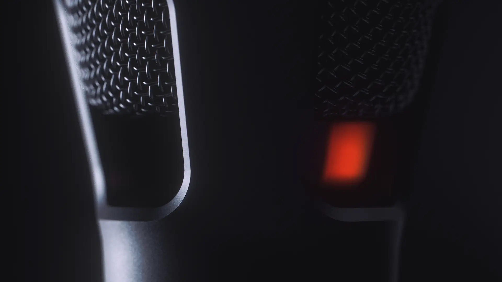 Austrian Audio - Microphone mesh close-up with red indicator light